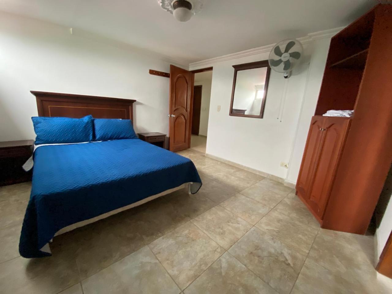 Hotel Juan De La Vega à La Vega  Extérieur photo