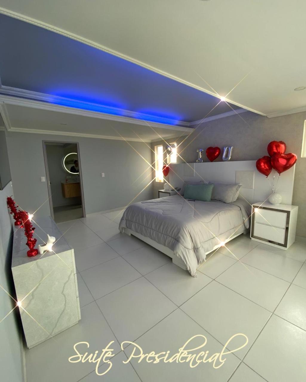 Hotel Juan De La Vega à La Vega  Extérieur photo