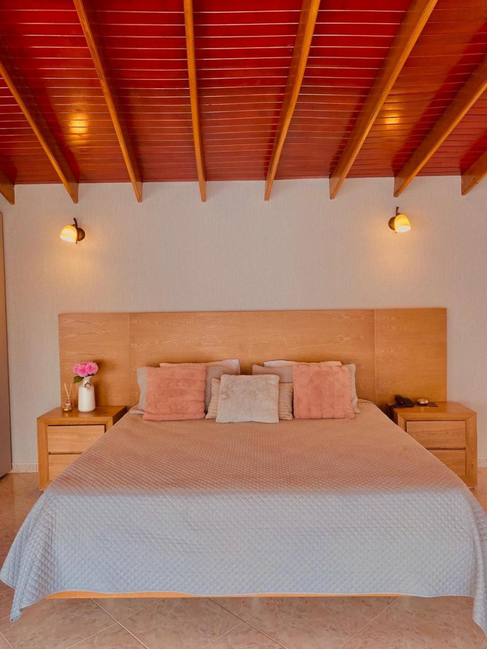 Hotel Juan De La Vega à La Vega  Extérieur photo