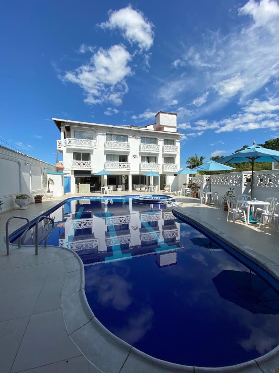 Hotel Juan De La Vega à La Vega  Extérieur photo