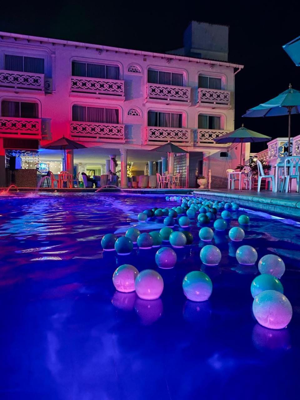 Hotel Juan De La Vega à La Vega  Extérieur photo