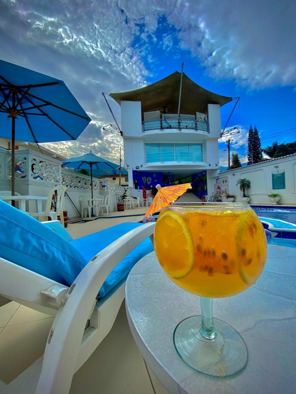 Hotel Juan De La Vega à La Vega  Extérieur photo